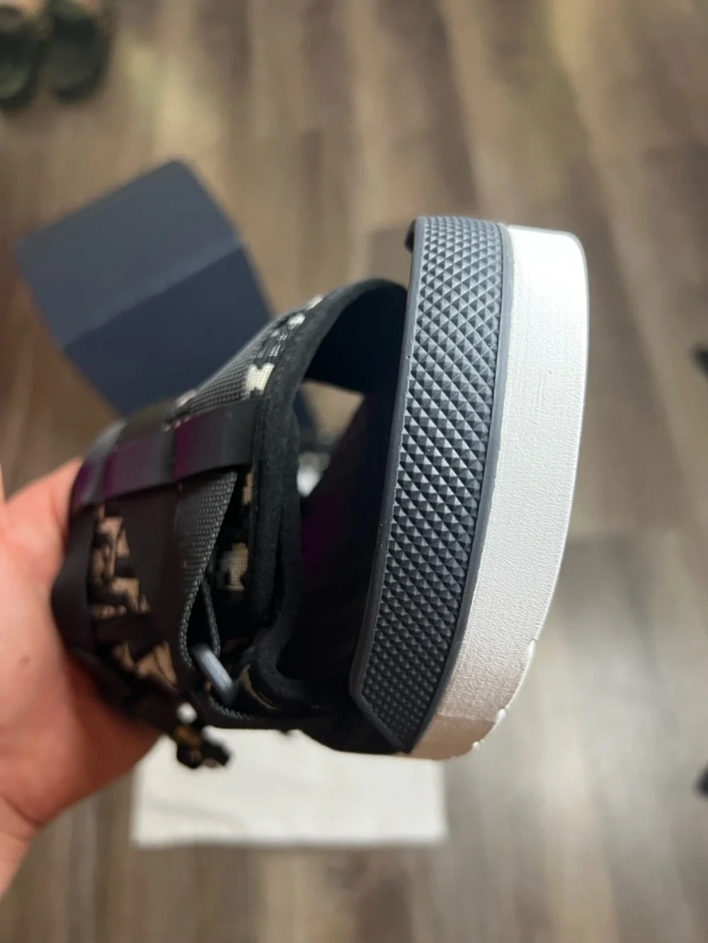 Dior Alpha Sandal, S/S 2023 - Picture 5 of 12